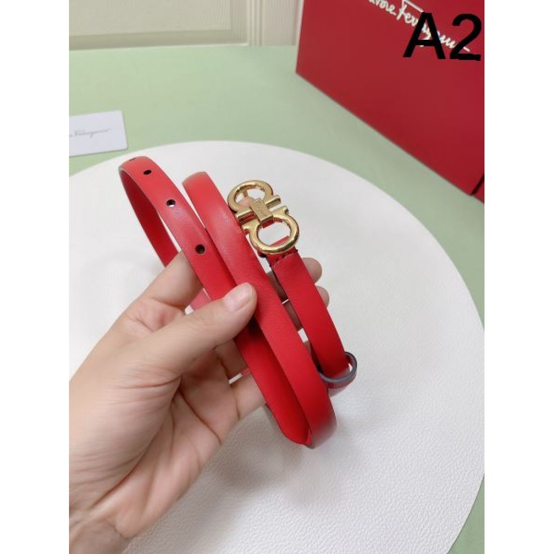 サルヴァトーレ コピー ベルト FERRAGAMO 洗練された上品さで魅力倍増