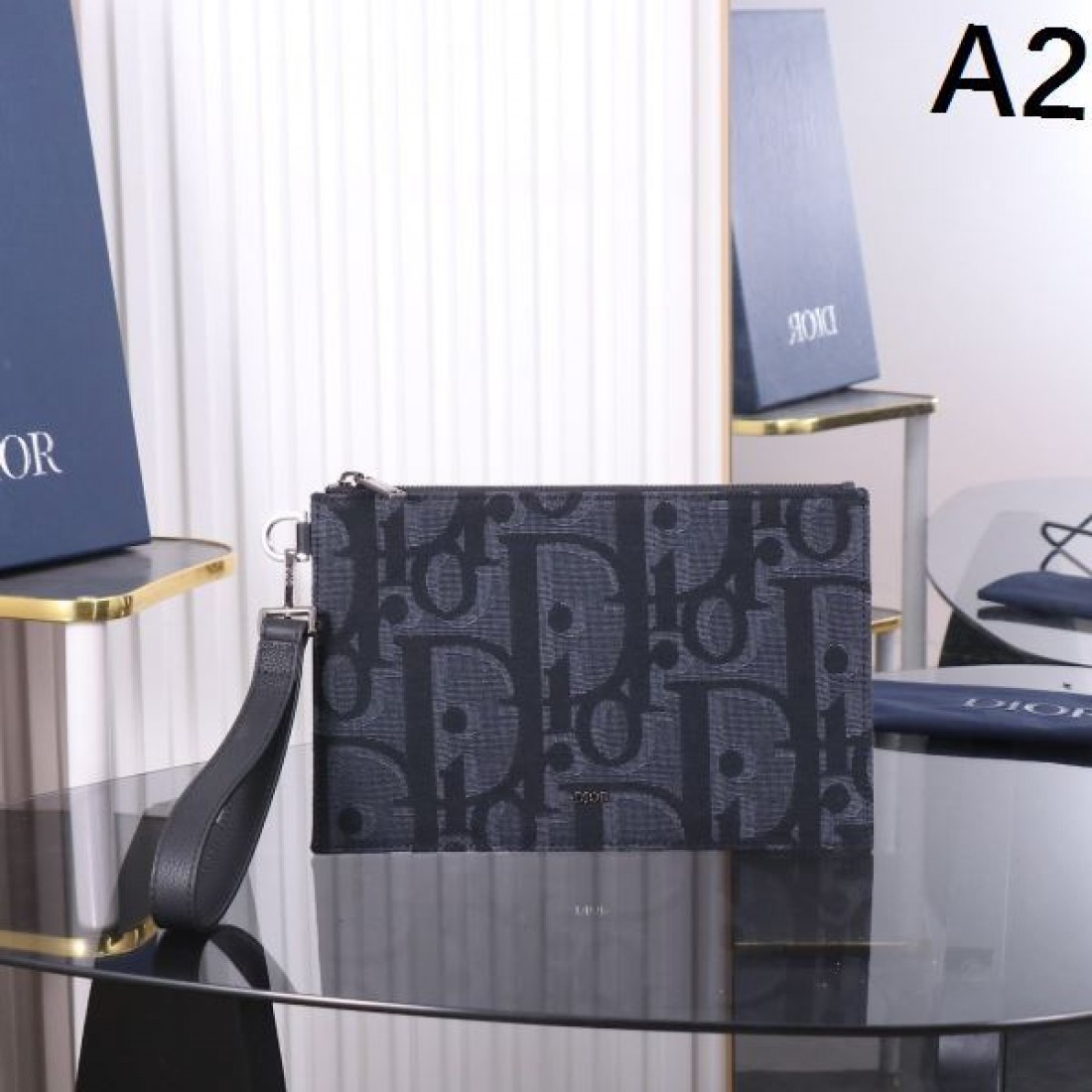 高級感を放つ ディオール コピー クラッチバッグ DIOR 大人の雰囲気