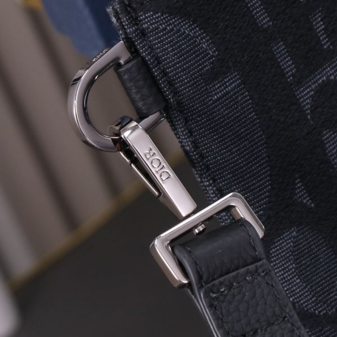 高級感を放つ ディオール コピー クラッチバッグ DIOR 大人の雰囲気