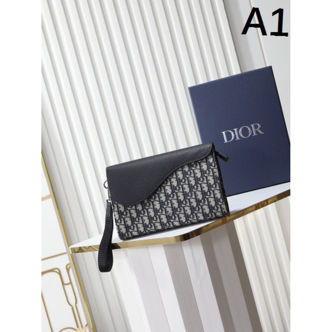 スタイリッシュな DIOR ディオール コピー クラッチバッグ 上質な仕上がり