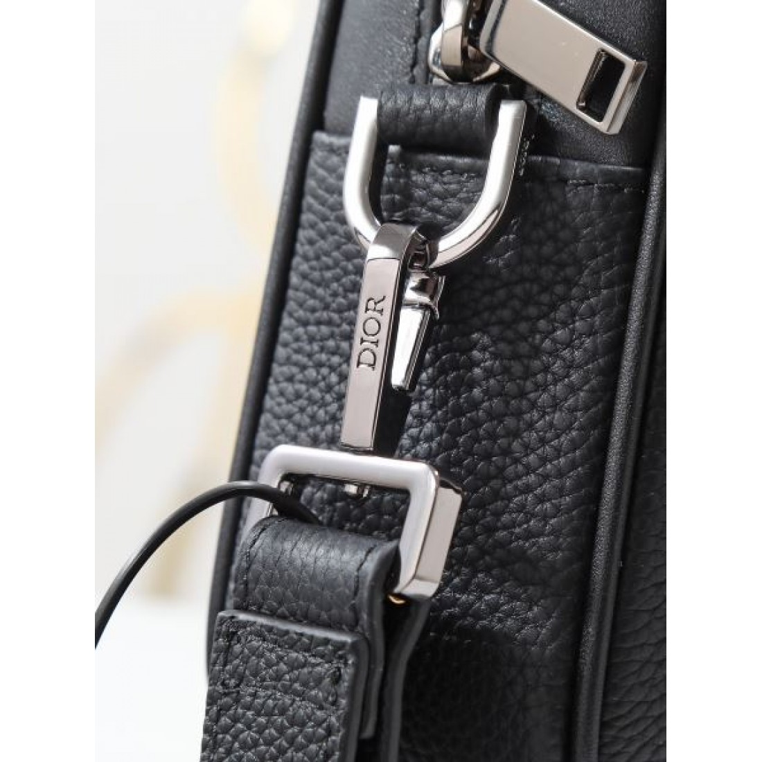 ディオール コピー クラッチバッグ DIOR 華やかでエレガントな印象