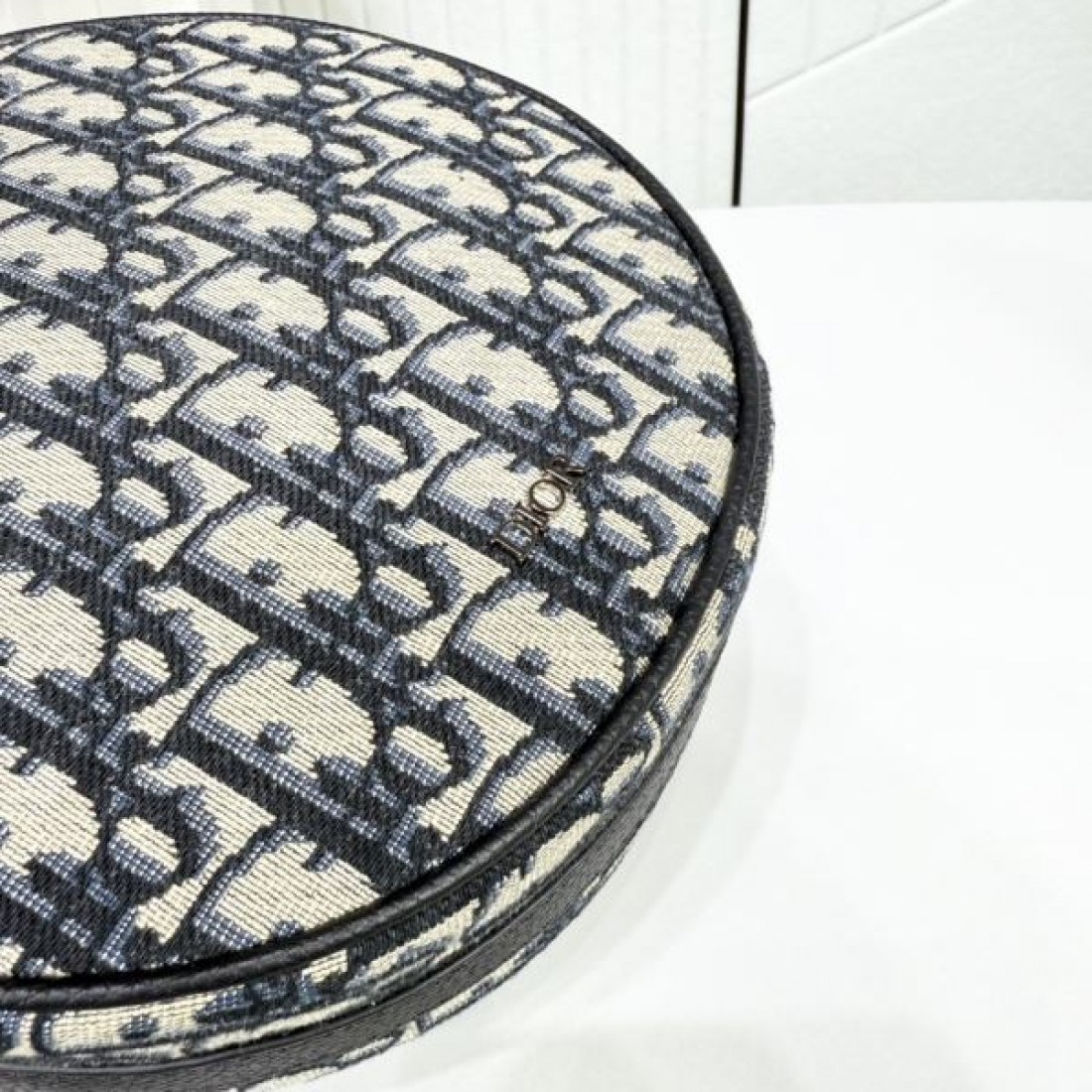 華やかでエレガントな ディオール コピー ショルダーバッグ DIOR 存在感抜群