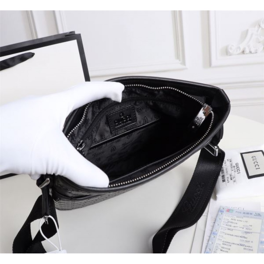 上品で都会的な GUCCI グッチ コピー ショルダーバッグ 洗練された印象に