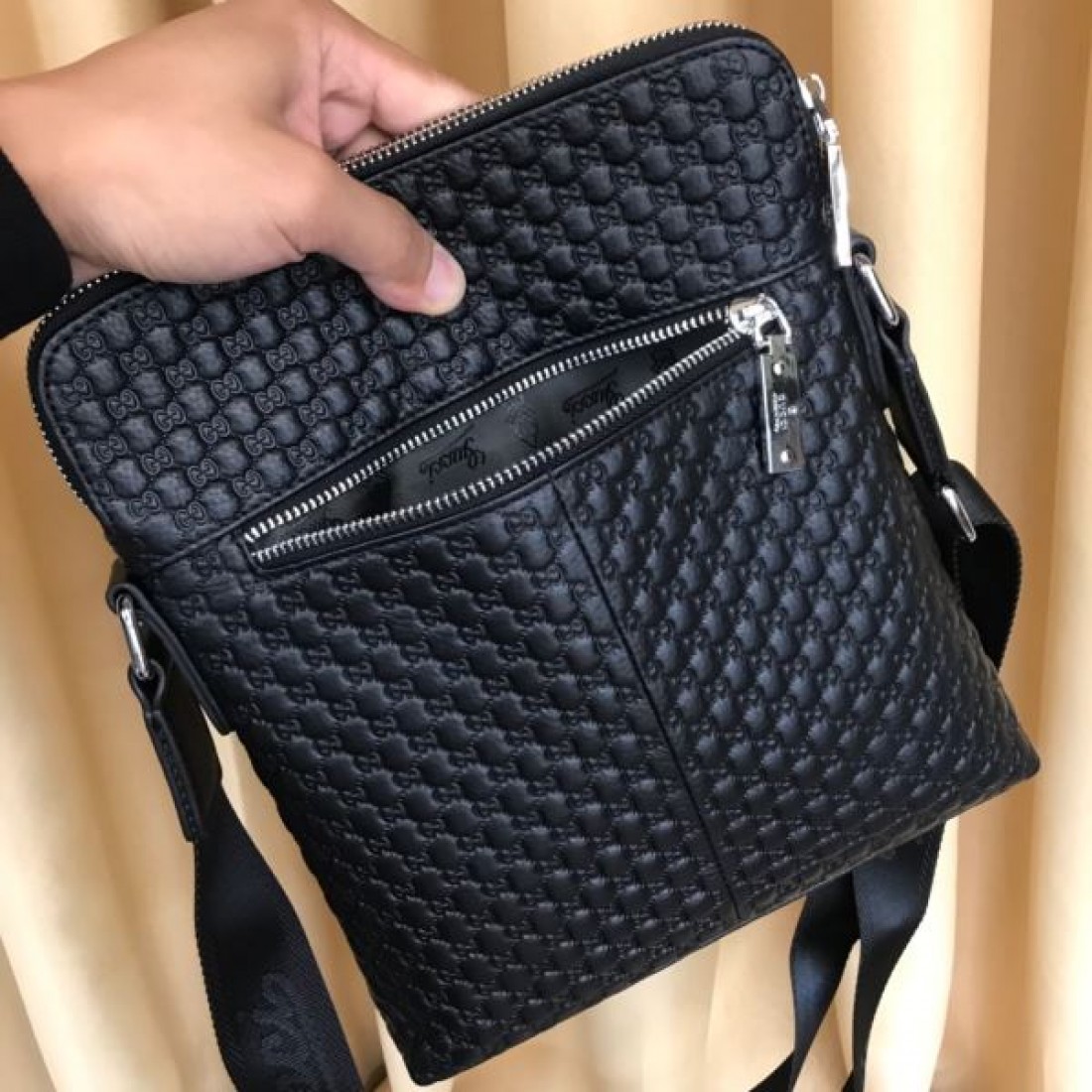 上品で洗練された グッチ コピー ショルダーバッグ GUCCI 存在感抜群