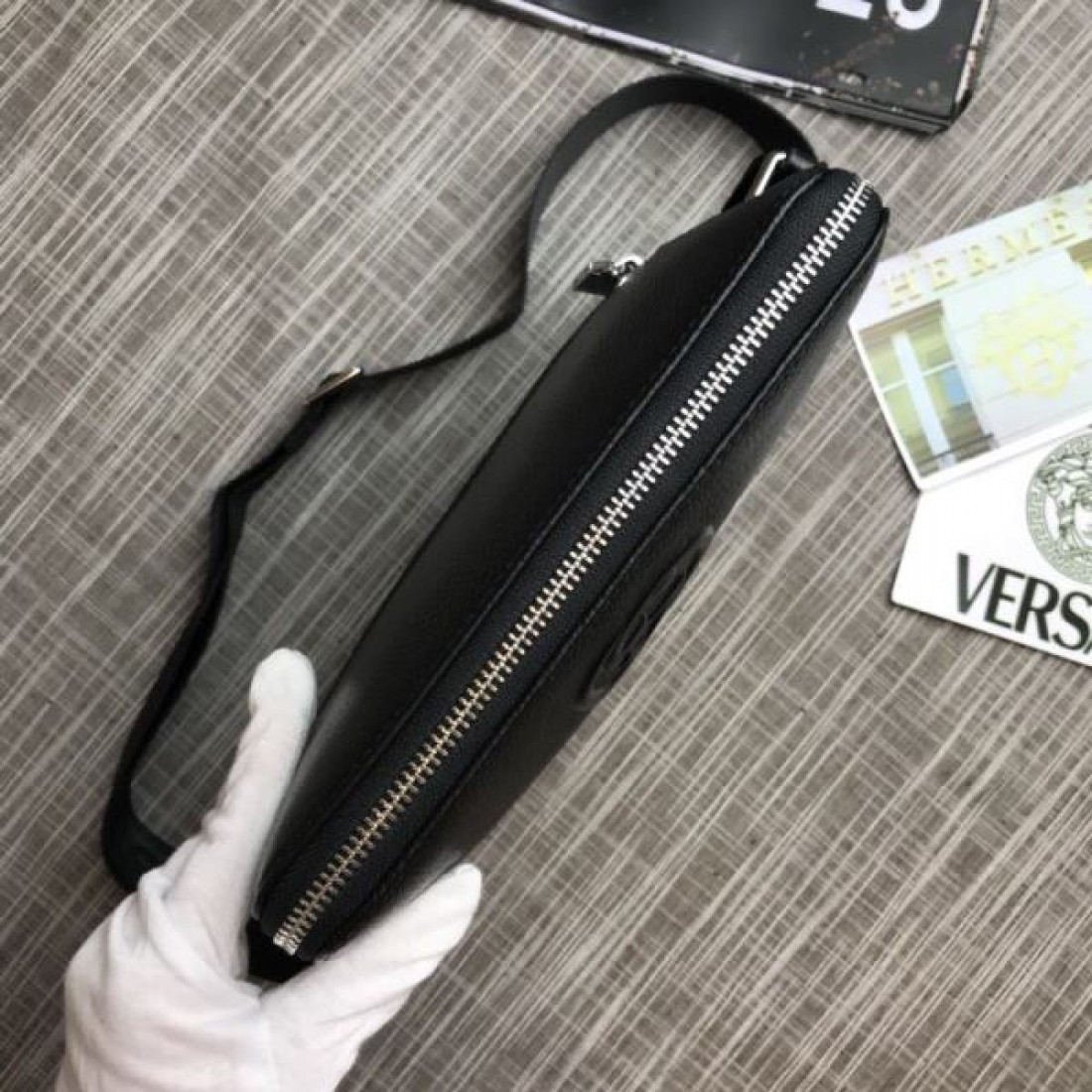 モダンで都会的な GUCCI グッチ コピー ショルダーバッグ 大人のおしゃれに最適