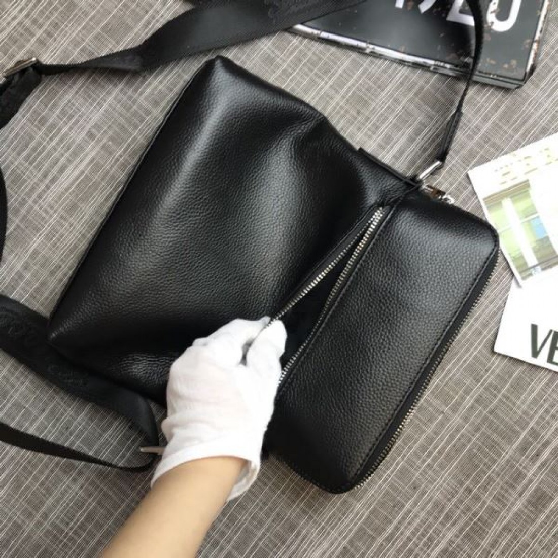 モダンで都会的な GUCCI グッチ コピー ショルダーバッグ 大人のおしゃれに最適