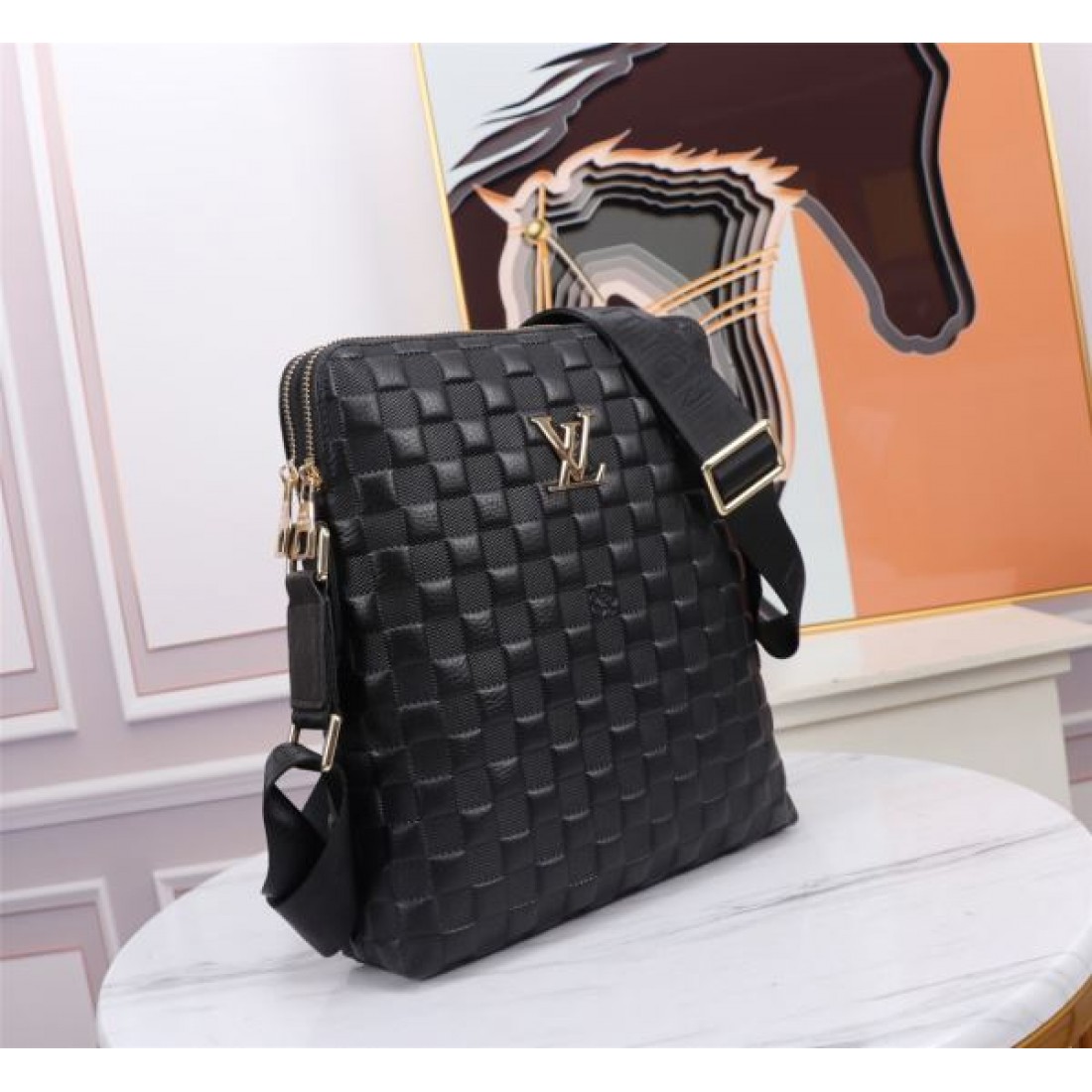 LOUIS VUITTON ルイヴィトン コピー ショルダーバッグ 高級感あふれる一品
