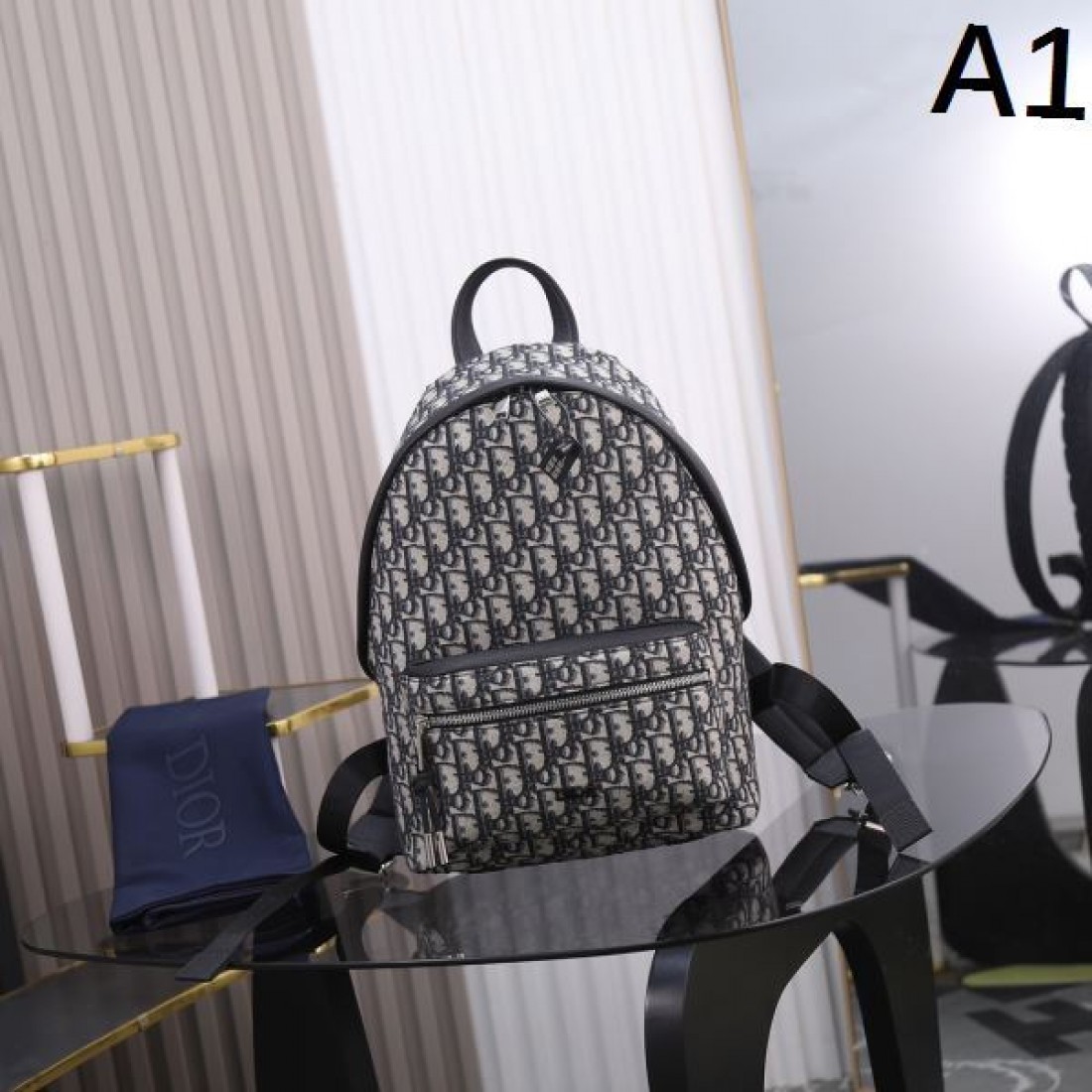 個性的で上質な ディオール コピー バックパック DIOR 今季注目のモデル