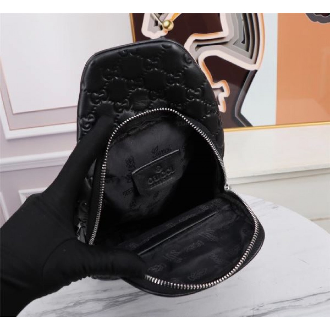 グッチ コピー チェストバッグ GUCCI 個性を引き立てる上品なデザイン