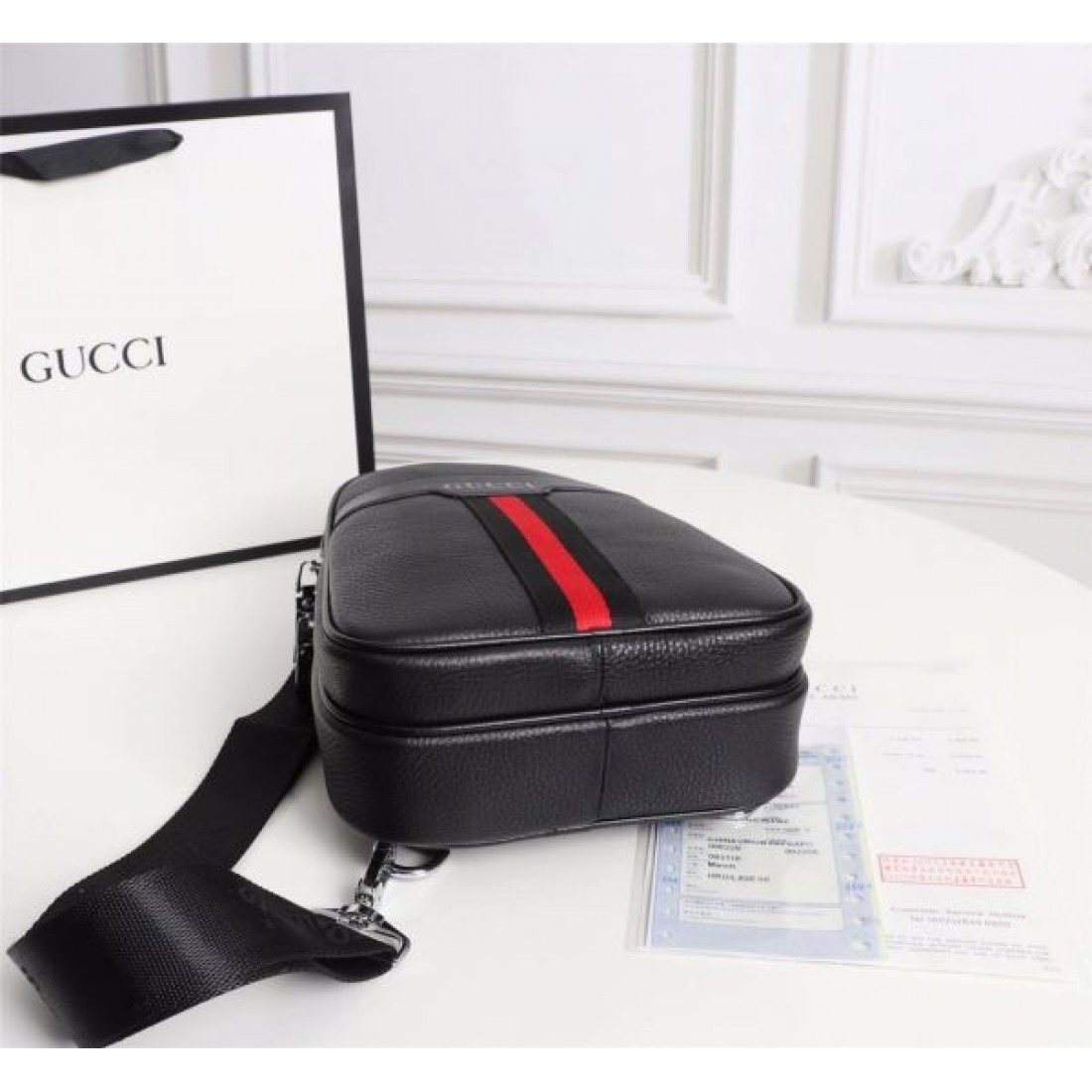  GUCCI グッチ コピー チェストバッグ おしゃれで都会的なデザイン