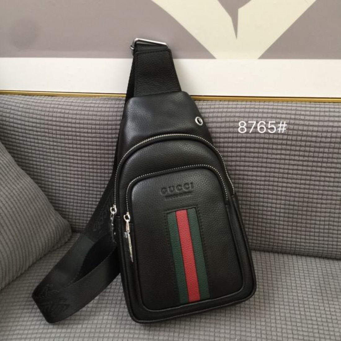 洗練されたモード感 グッチ コピー チェストバッグ GUCCI 今季の注目アイテム