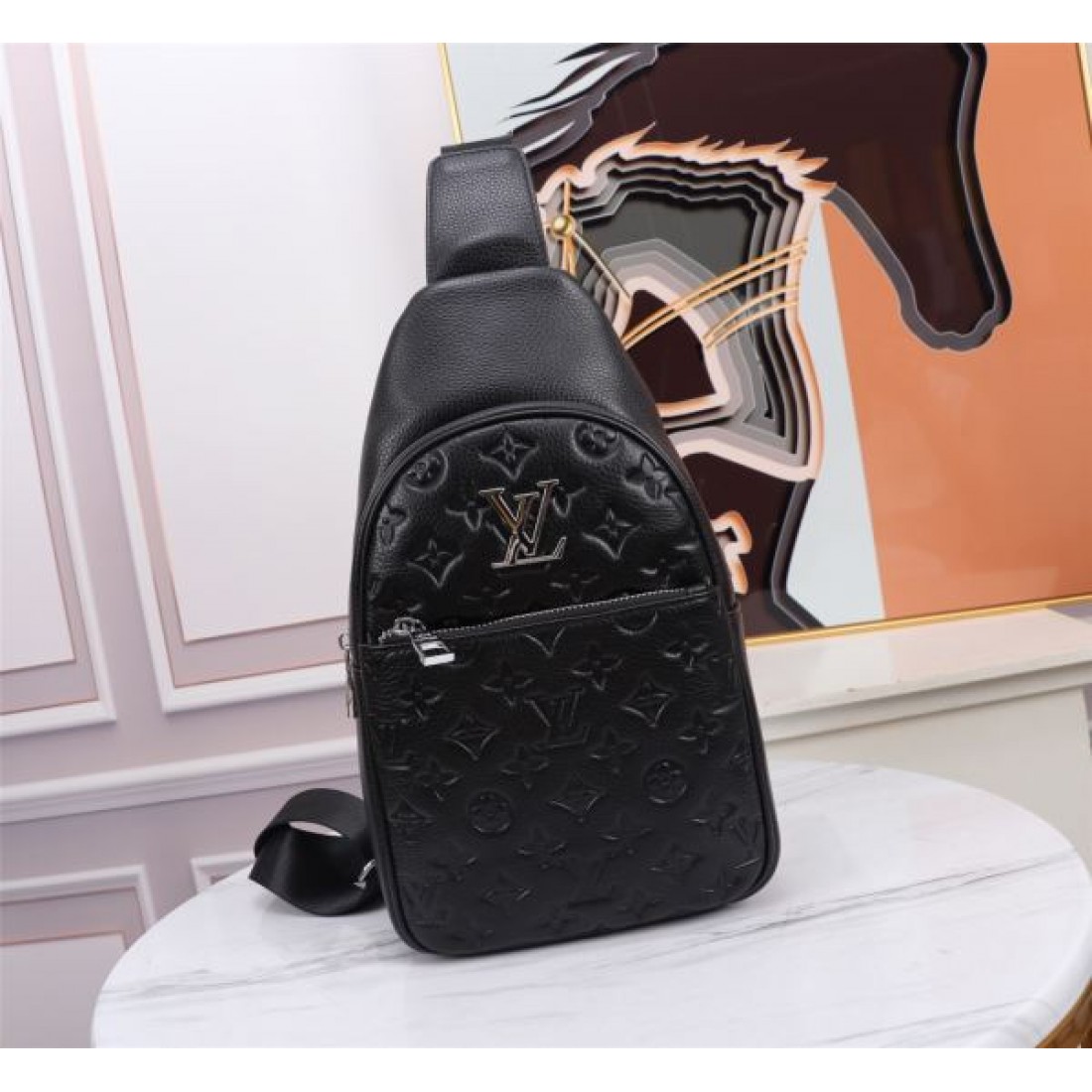 ルイヴィトン コピー チェストバッグ LOUIS VUITTON 上品でエレガントな仕上がり