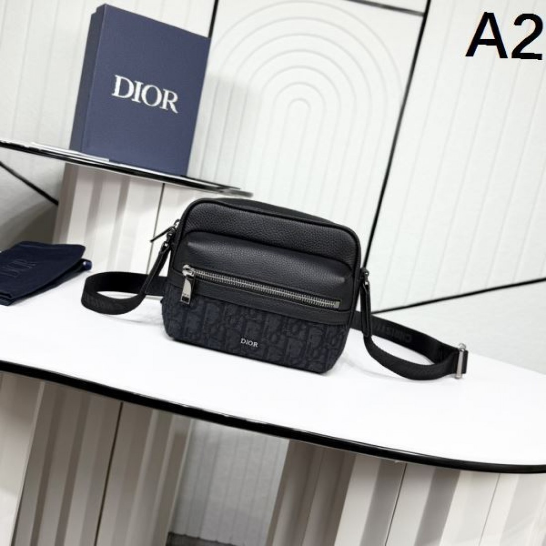 ディオール コピー ショルダーバッグ DIOR 華やかでエレガントな雰囲気