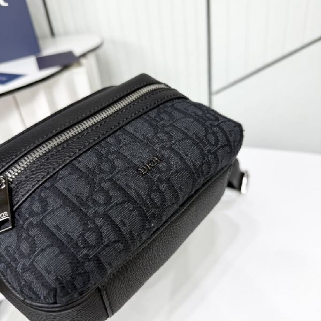 ディオール コピー ショルダーバッグ DIOR 華やかでエレガントな雰囲気