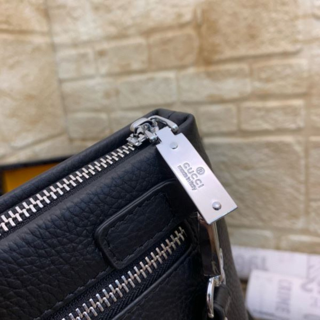 GUCCI グッチ コピー クラッチバッグ エレガントで都会的な印象をプラス