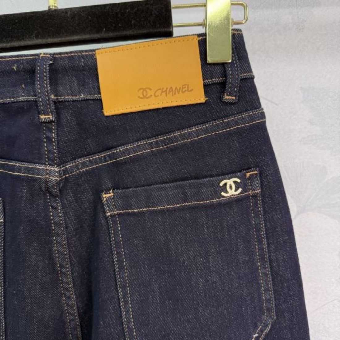 シンプル エレガント CHANEL フェミニン レディース 人気 シャネル コピー デニムパンツ