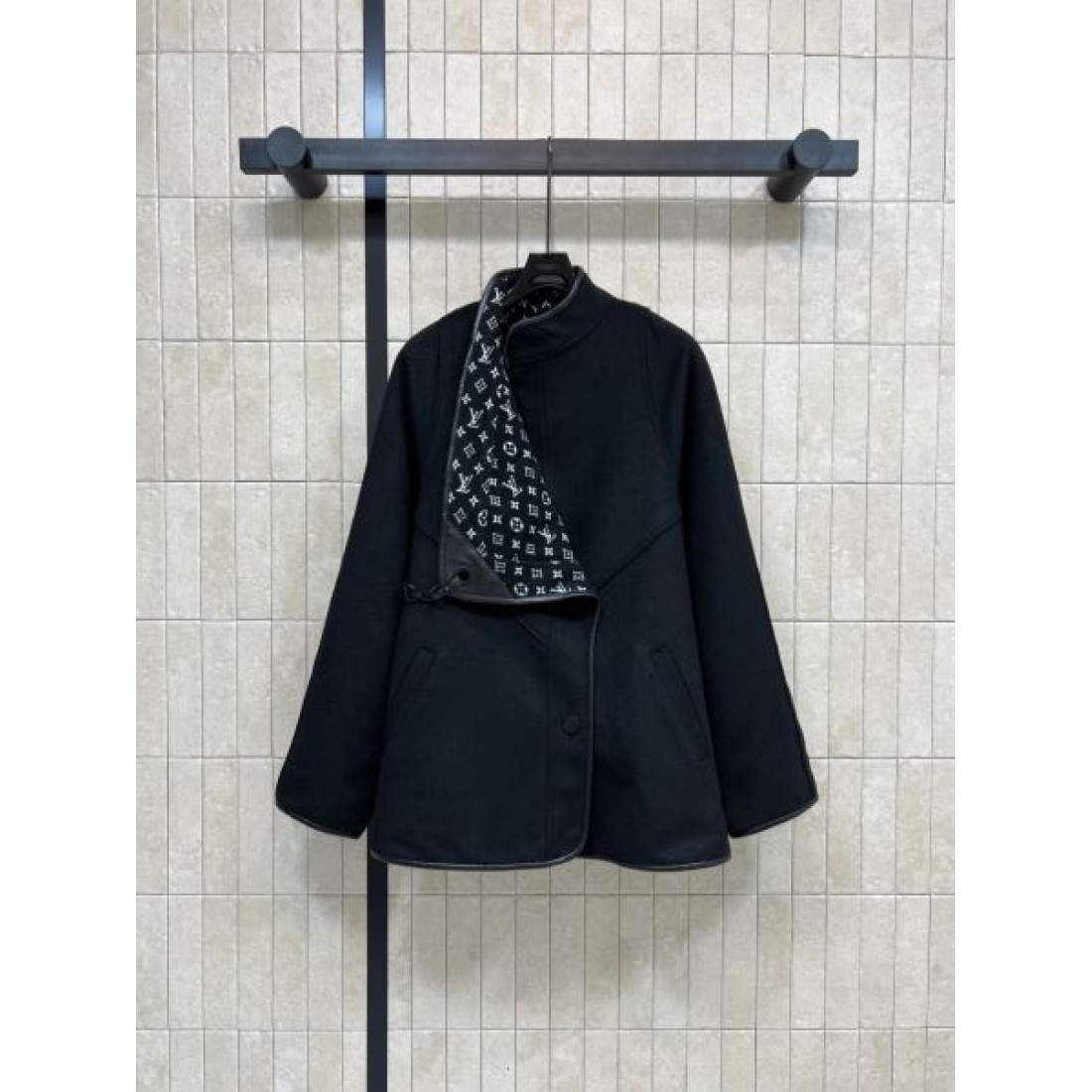 クラシカル LOUIS VUITTON エレガント 人気 レディース ルイヴィトン コピー ポンチョコート