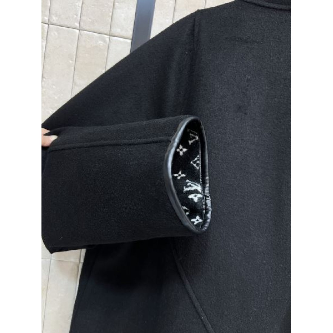 クラシカル LOUIS VUITTON エレガント 人気 レディース ルイヴィトン コピー ポンチョコート