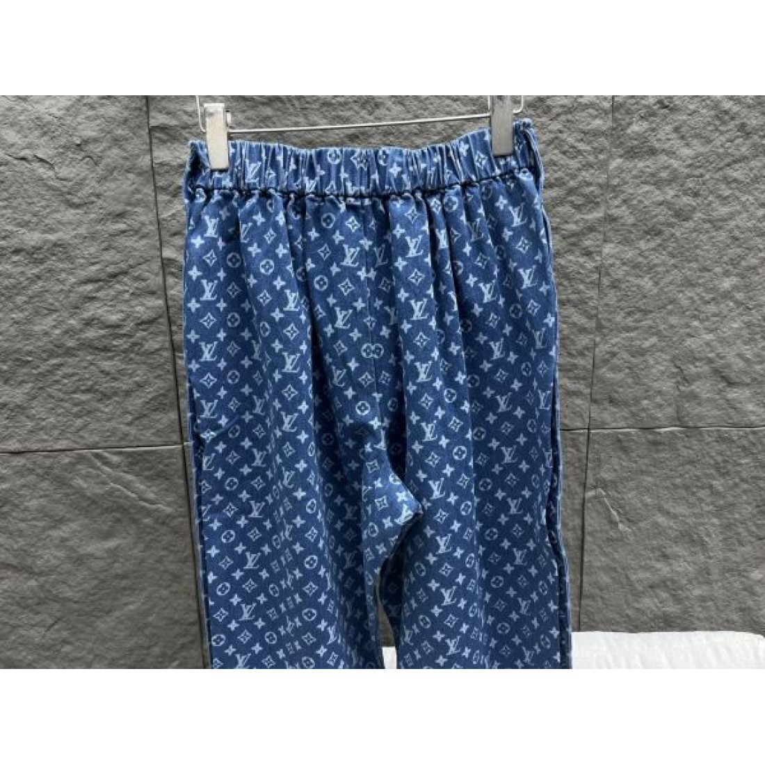 高級感 モード LOUIS VUITTON トレンディ ルイヴィトン コピー ジーンズ