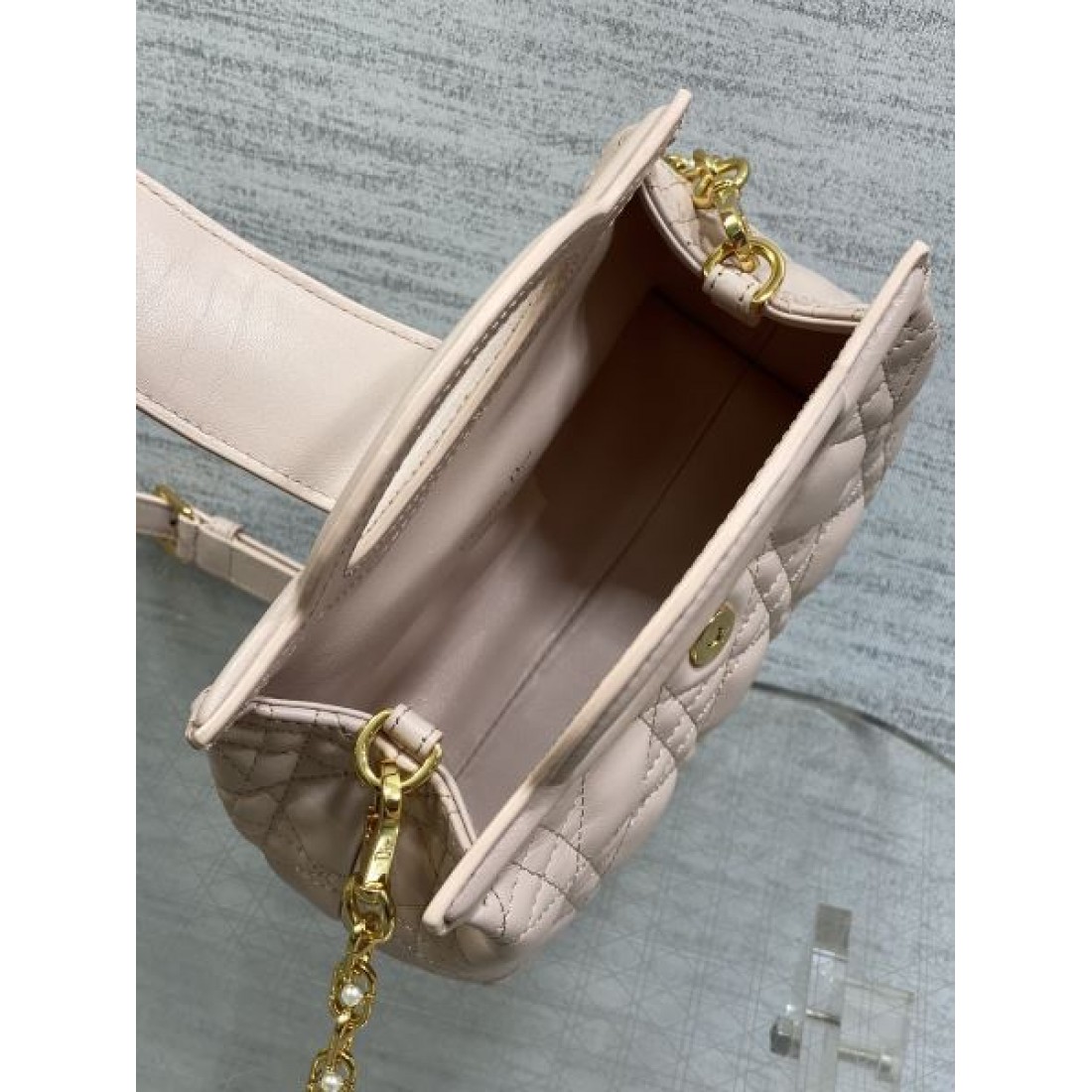 上品 エレガント 洗練された DIOR ディオール コピー トートバッグ 美しい 高級感のある 華やか