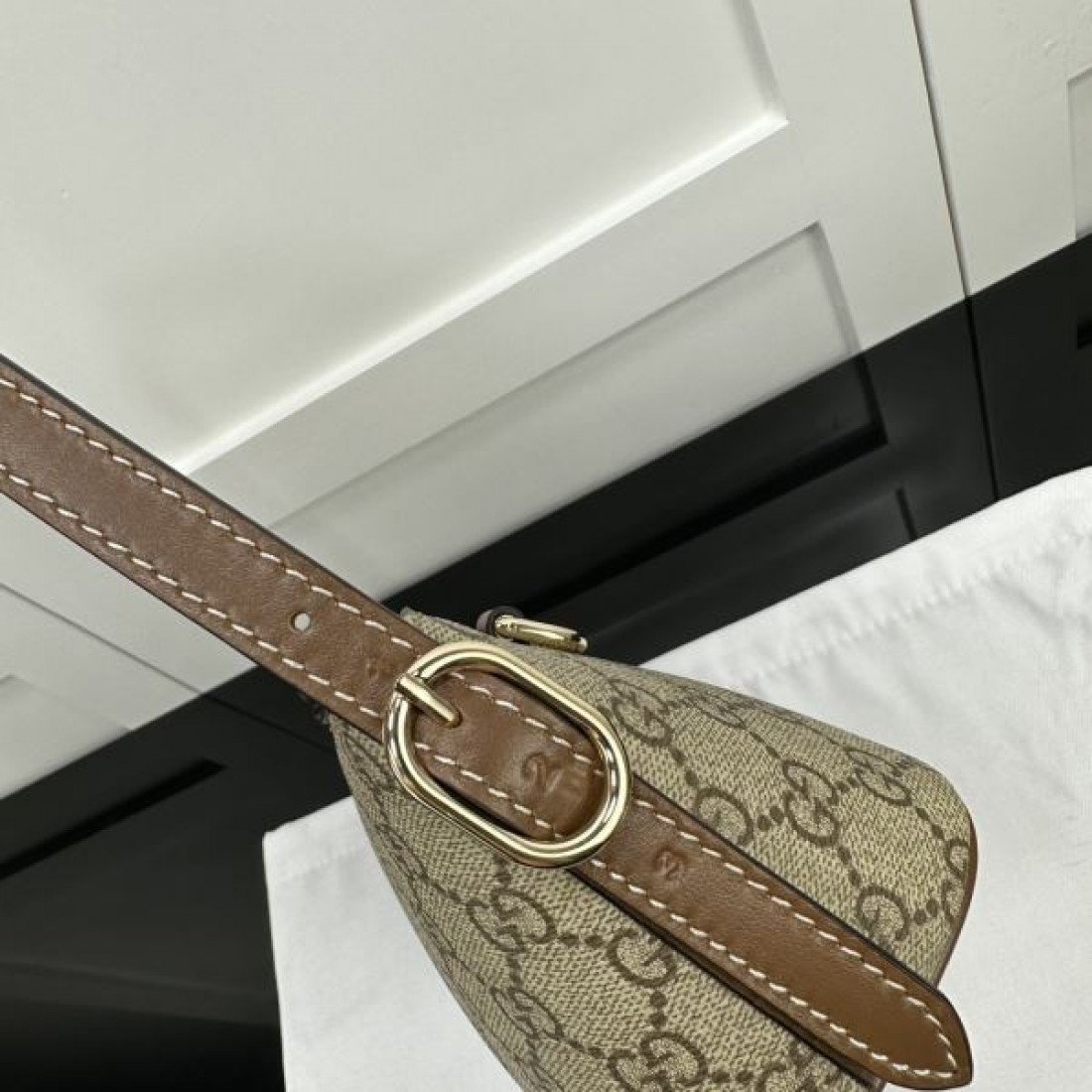 上品 シンプル ラグジュアリーな GUCCI グッチ コピー トートバッグ 実用的 美しい かわいい