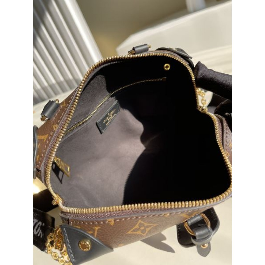  上品 高品質 高級感のある LOUIS VUITTON ルイヴィトン コピー トートバッグ エレガント