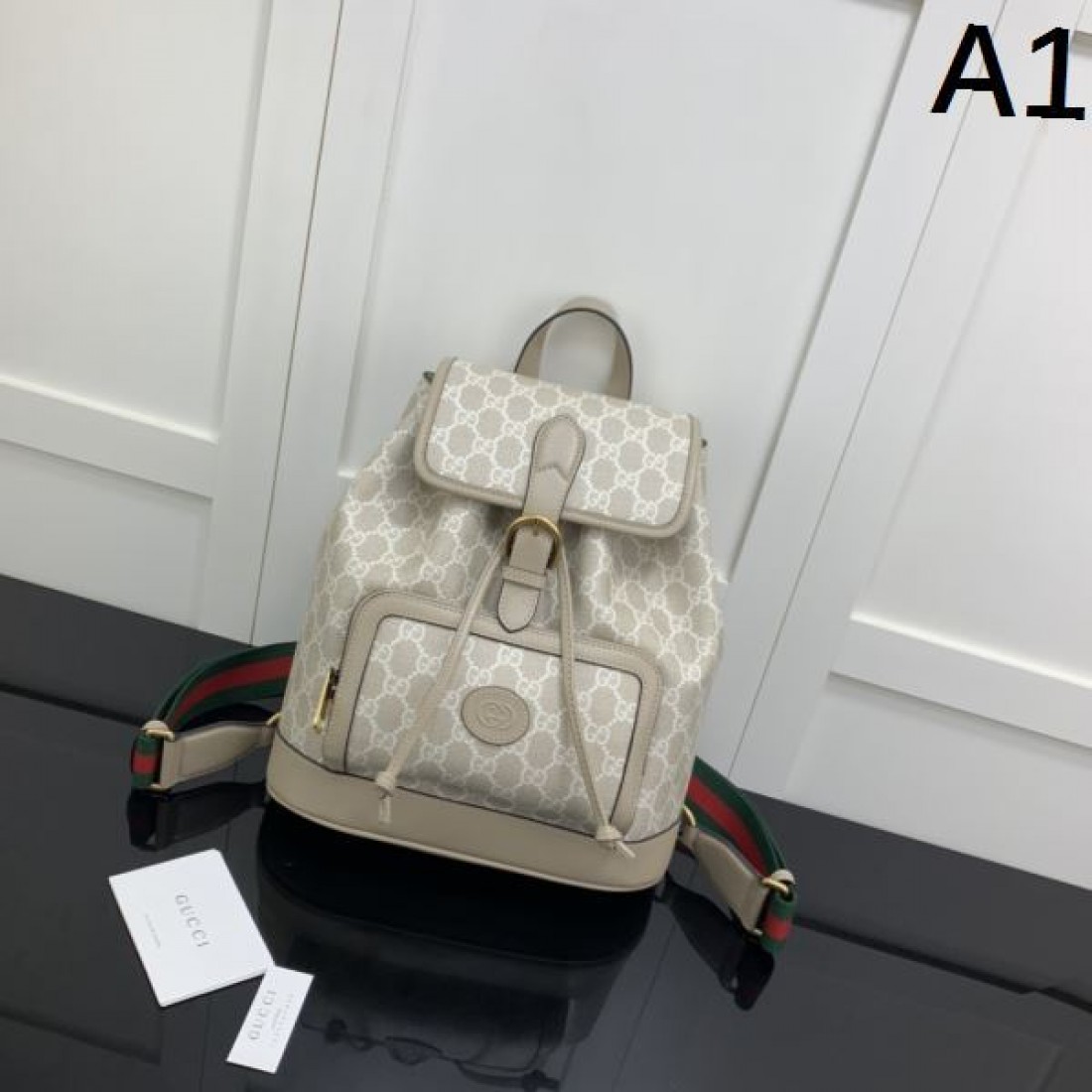 個性的 上品 ラグジュアリーな GUCCI グッチ コピー バックパック おしゃれ 軽い 華やか