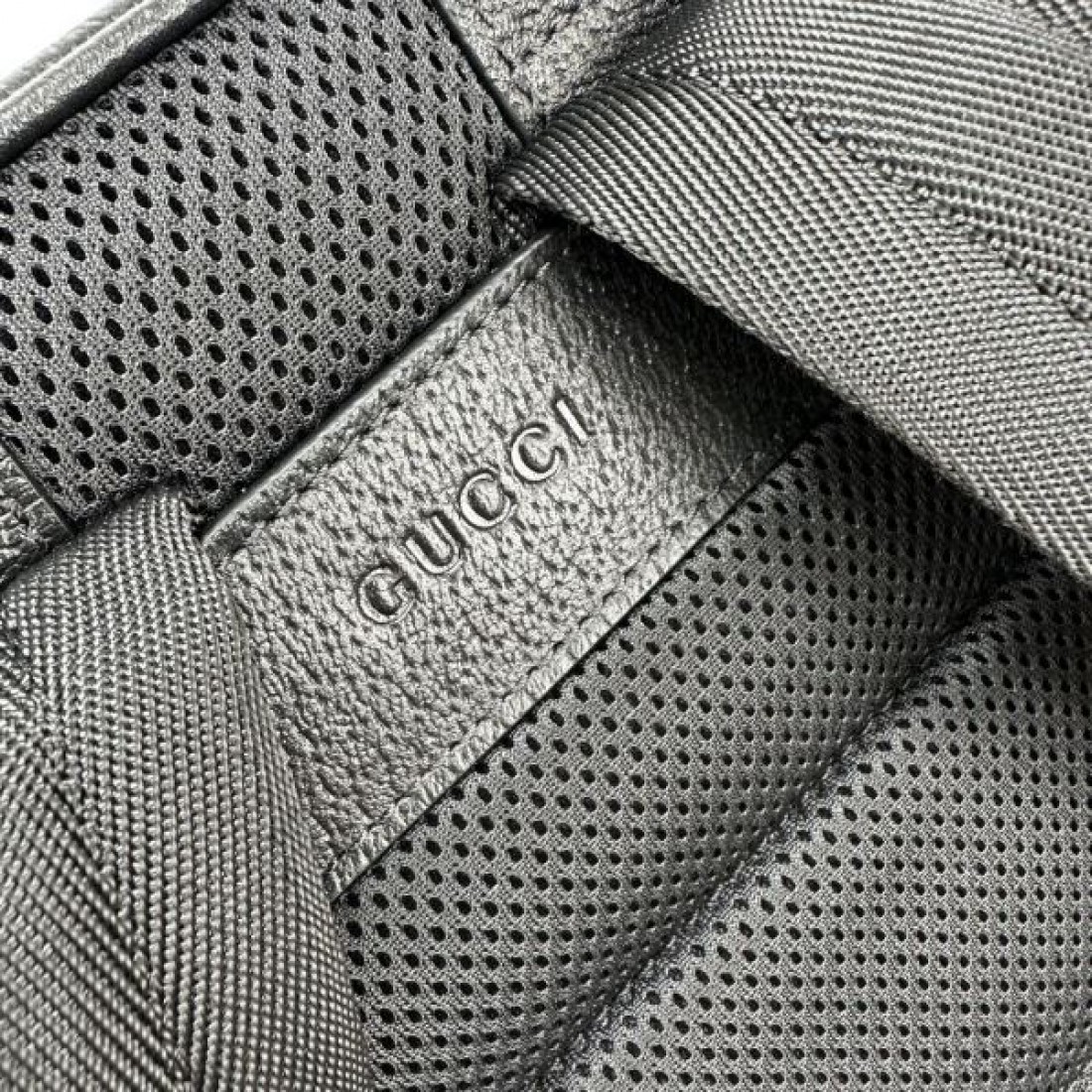 トレンド感 洗練された 高級 GUCCI グッチ コピー バックパック スタイリッシュ 便利 上品