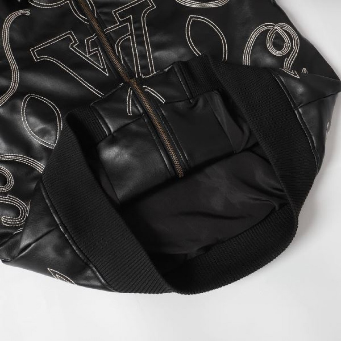 高級 優雅 洗練 LOUIS VUITTON ルイヴィトン コピー コート クラシック エレガント 上品