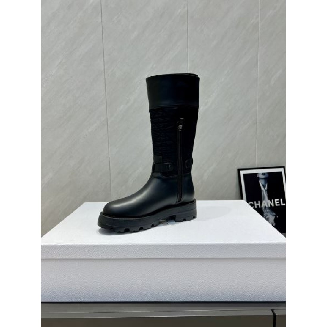 秋冬の定番 ファッショナブルな ディオール DIOR スーパーコピー ブーツ 精巧な