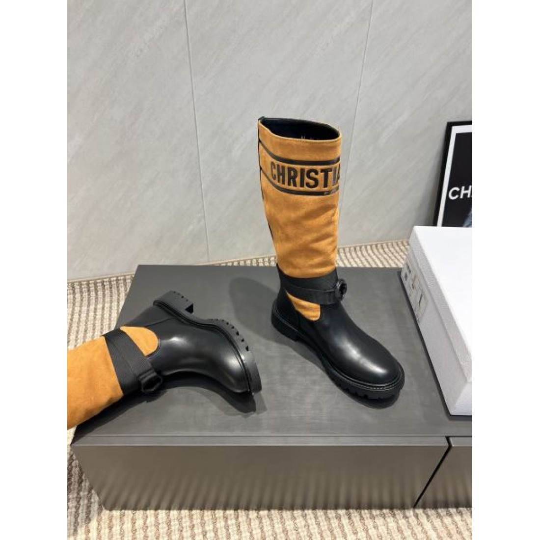 秋冬限定 限定モデルの ディオール DIOR スーパーコピー ブーツ 精巧な