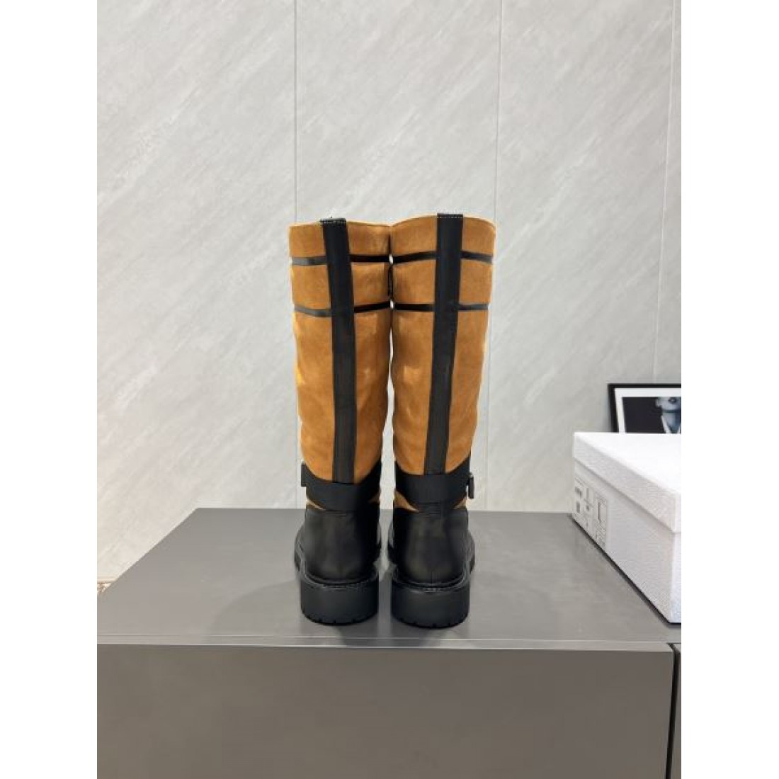 秋冬限定 限定モデルの ディオール DIOR スーパーコピー ブーツ 精巧な