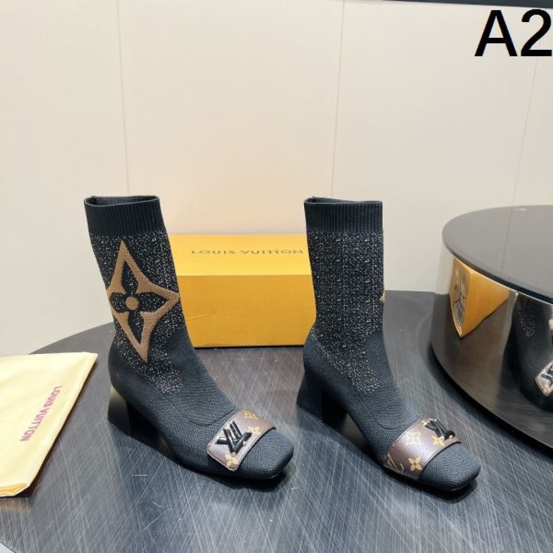 プレミア 精巧 LOUIS VUITTON ルイヴィトン スーパーコピー ブーツ 最終価格