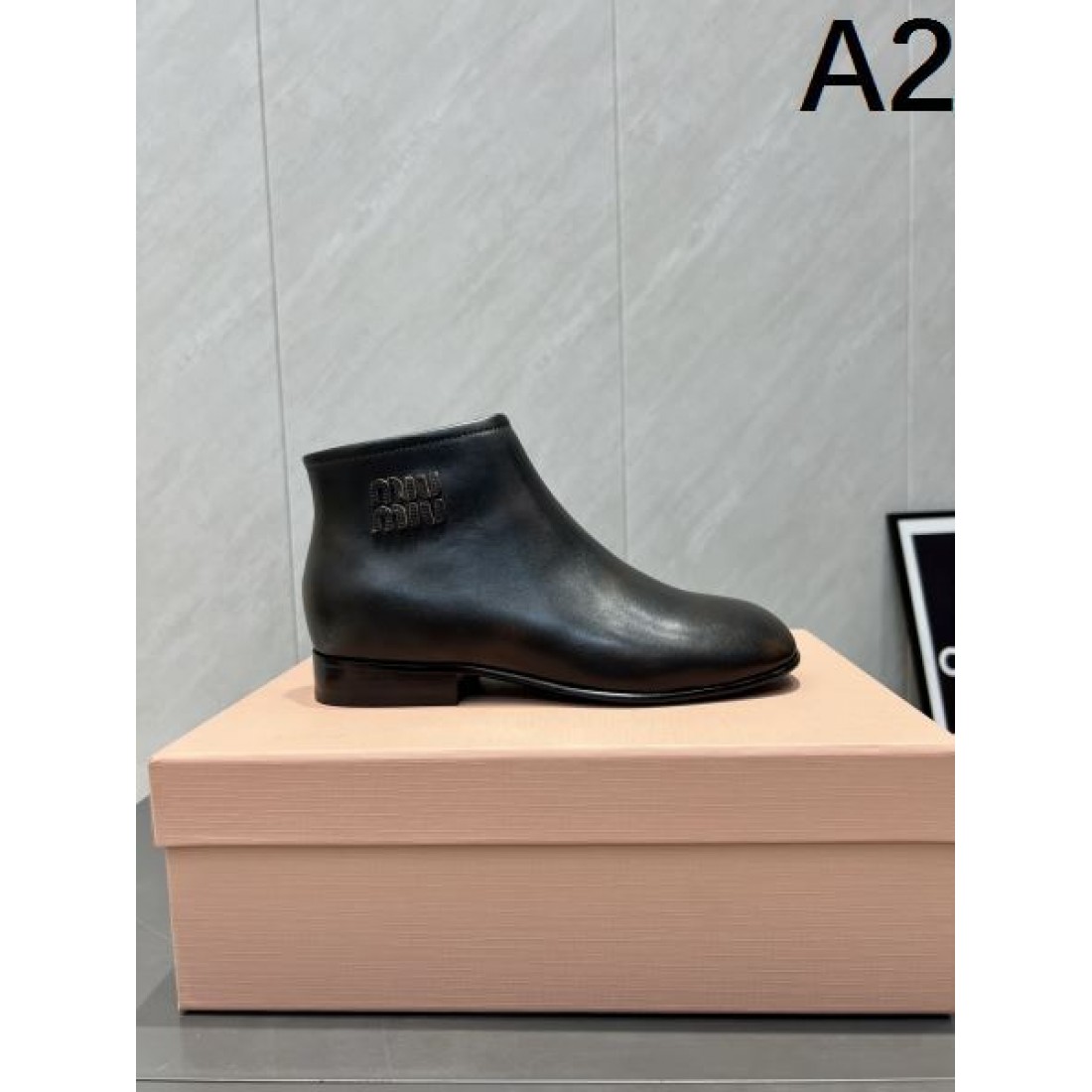 女性らしい 華やか MIU MIU ミュウミュウ コピー ブーツ 新作 205秋冬 秋冬トレンドモデル