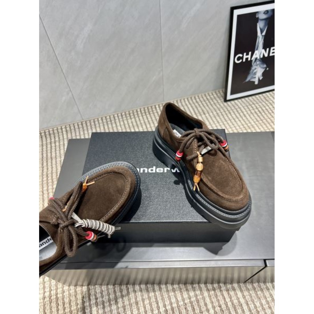 エッジの効いた ストリートな クリーンな ALEXANDER WANG アレキサンダーワン コピー カジュアルシューズ 