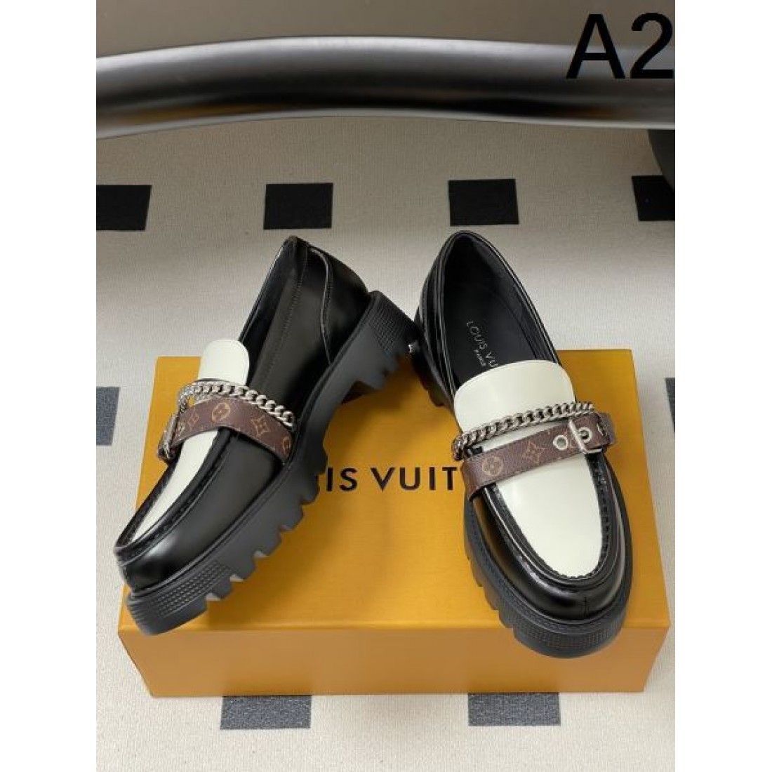 格式高い 上質 優雅 LOUIS VUITTON ルイヴィトン コピー カジュアルシューズ 軽快 シック こなれた