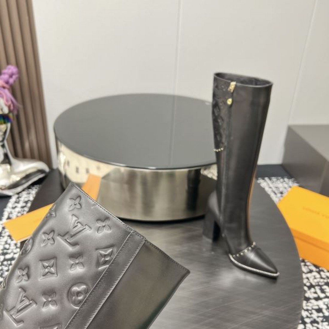 タイムレス アイコニック 威厳 LOUIS VUITTON ルイヴィトン コピー ブーツ 華麗 芸術的 気高い  