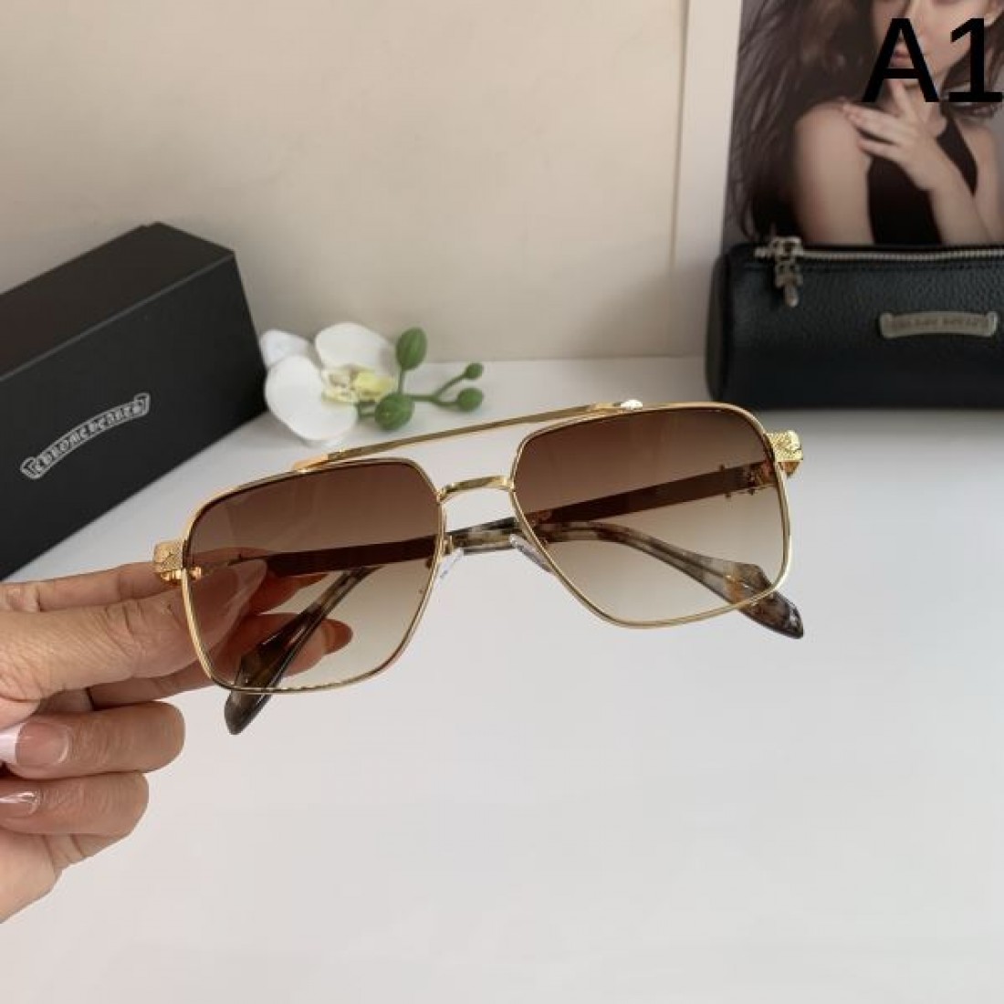 レザーとクロムの アメトラな ダークな クロムハーツ CHROME HEARTS コピー サングラス クールな