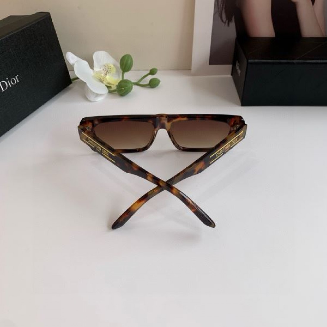 クラシックな ツイード調の エレガントな ディオール DIOR コピー サングラス 上品な 