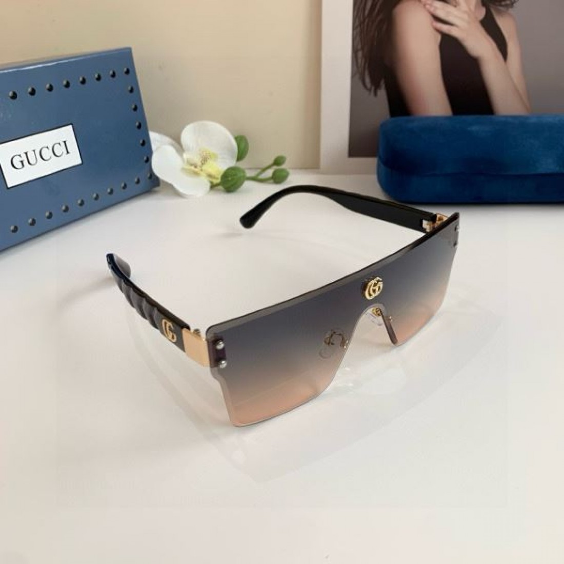 レトロモダンな ユニークな プレイフルな GUCCI グッチ コピー サングラス 遊び心のある 