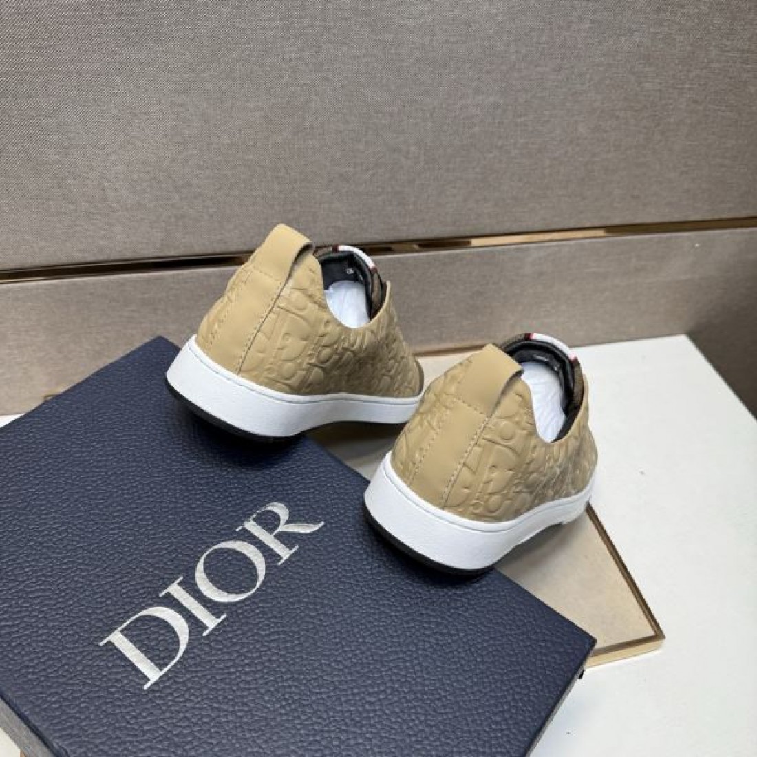 プレミアム デザイン性 ディオール DIOR コピー カジュアルシューズ 高品質 人気