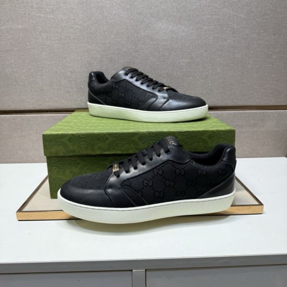  洗練 上質 グッチ GUCCI コピー カジュアルシューズ 軽快 おしゃれ