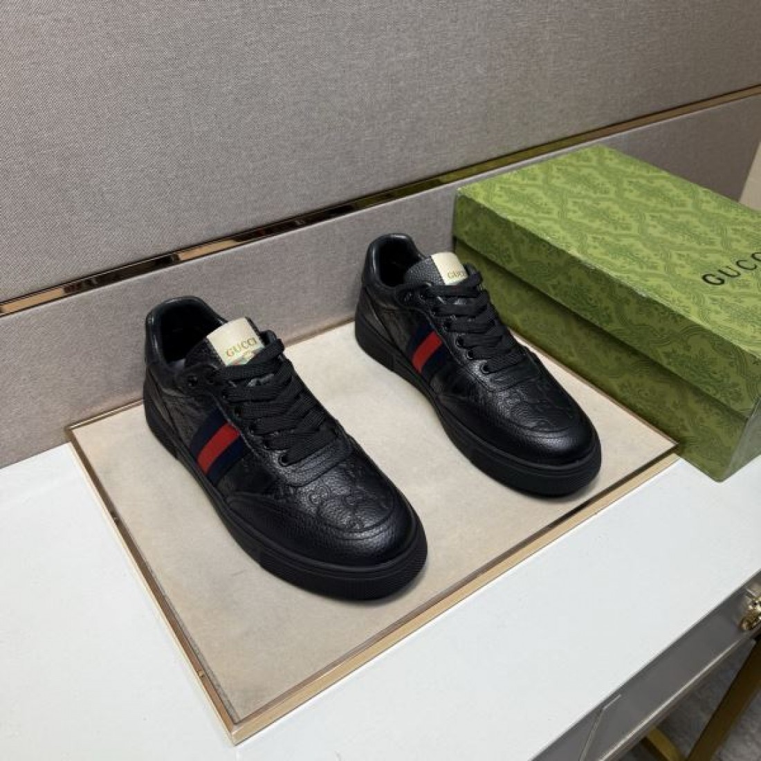 GGモノグラム ビンテージ ラグジュアリー グッチ GUCCI コピー カジュアルシューズ レトロ