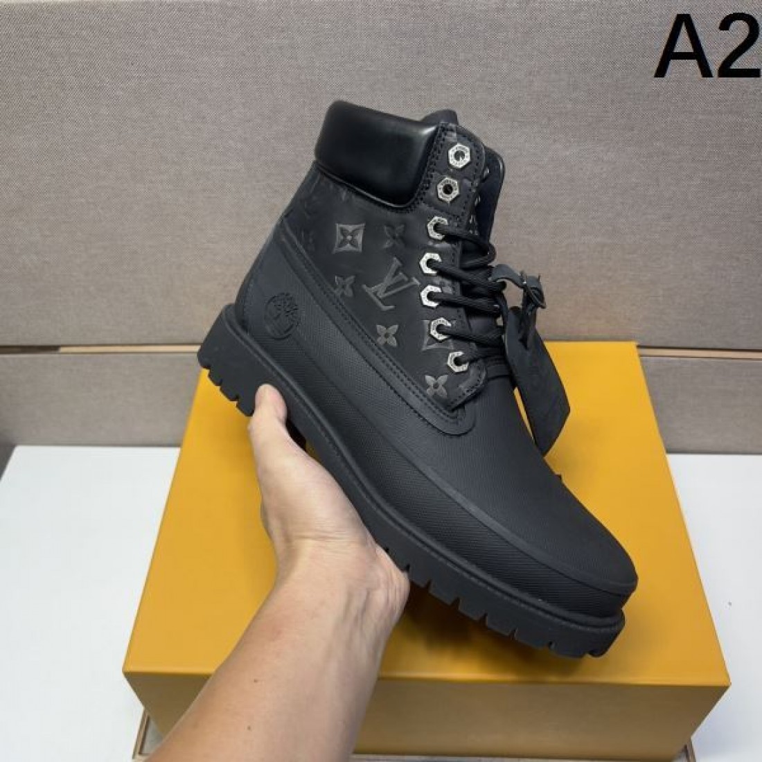 レザー エンボス 上質 LOUIS VUITTON ルイヴィトン コピー カジュアルシューズ 精巧 