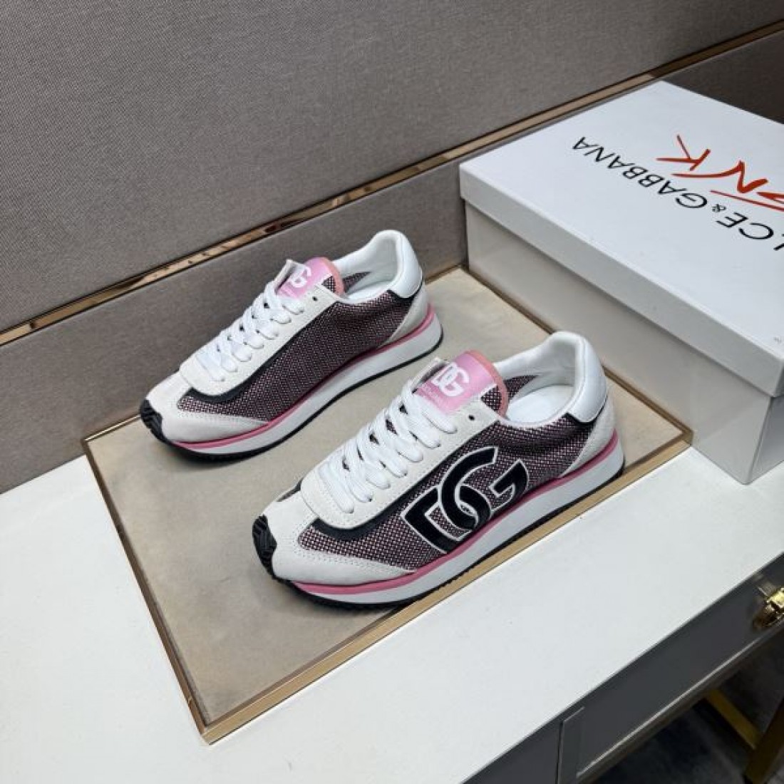 上質 洗練 DOLCE＆GABBANA ドルチェ＆ガッバーナ コピー ビジネスシューズ 高級感 上品