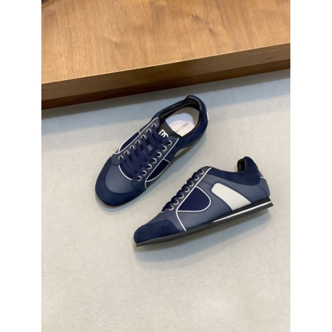 アニマルプリント ドラマチック セクシー DOLCE＆GABBANA ドルチェ＆ガッバーナ コピー スニーカー 