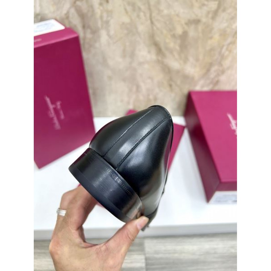 ダブル モンクストラップ シャープ FERRAGAMO サルヴァトーレ フェラガモ コピー ビジネスシューズ