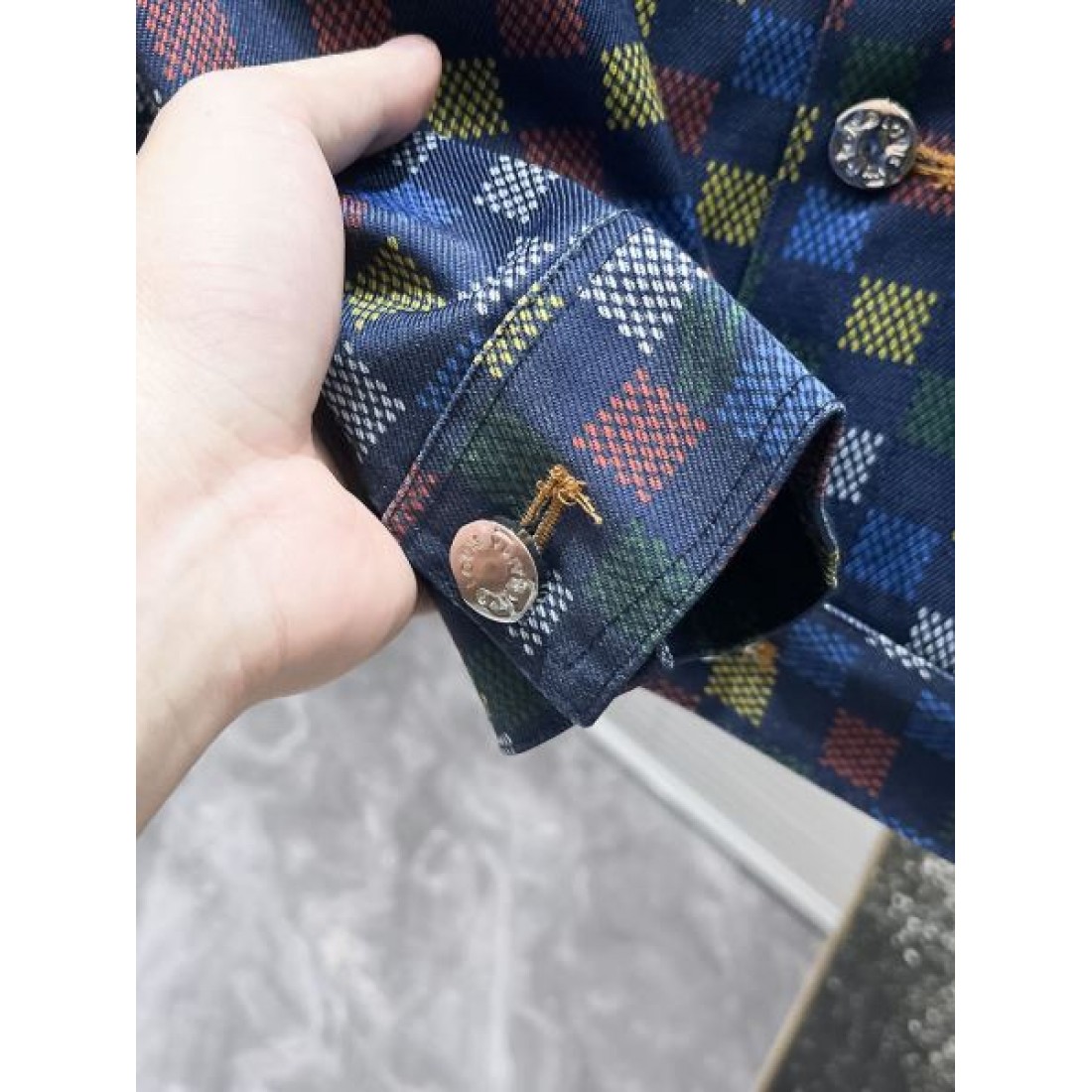 スタイリッシュ 洗練された ルイヴィトン LOUIS VUITTON コピー ジャケット 上質 エレガント