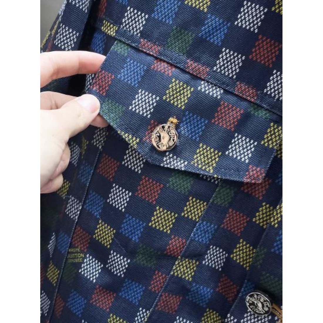 スタイリッシュ 洗練された ルイヴィトン LOUIS VUITTON コピー ジャケット 上質 エレガント