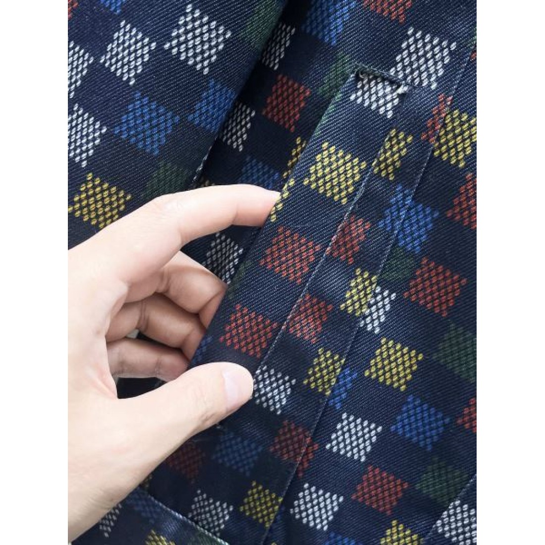 スタイリッシュ 洗練された ルイヴィトン LOUIS VUITTON コピー ジャケット 上質 エレガント